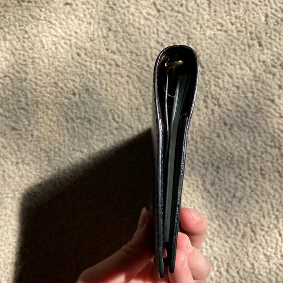 Authentic Louis Vuitton Epi leather Agenda Cover black silver - Picture 7 of 13